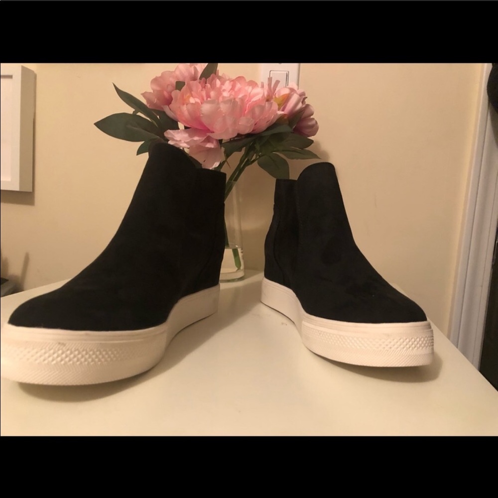 Steve Madden Wonderous Sneaker Wedge